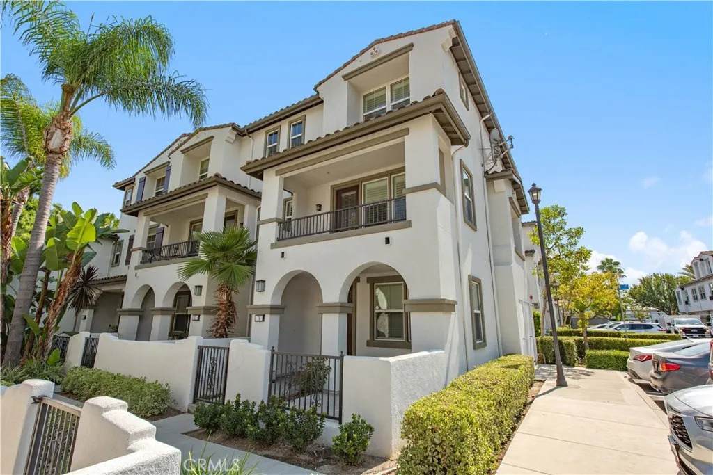 11 Travis Road - Photo 1