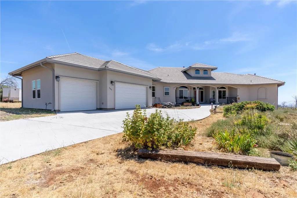 4620 Sandpiper Lane - Photo 1