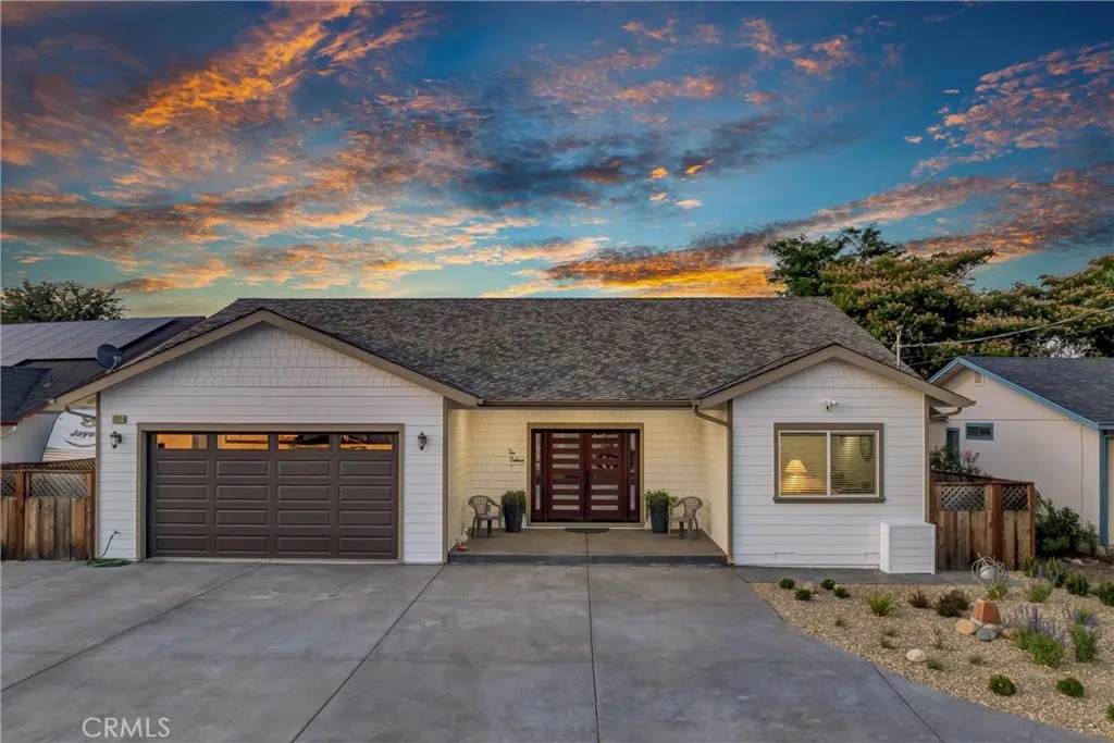 18254 Spyglass Road - Photo 1