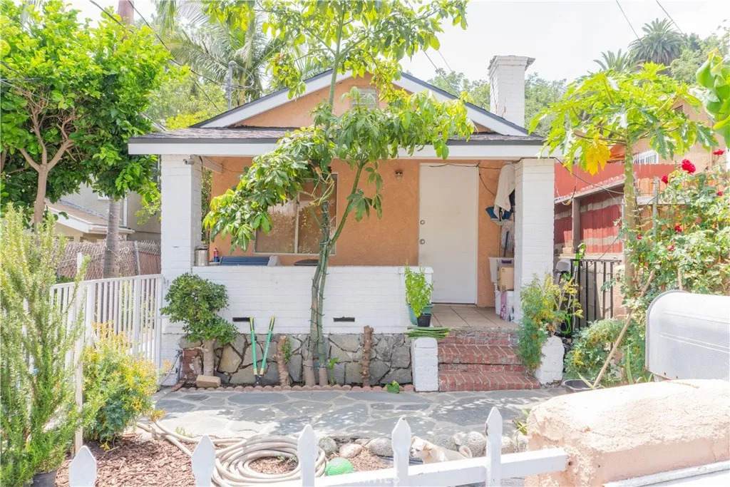 4206 Mercury Avenue - Photo 1