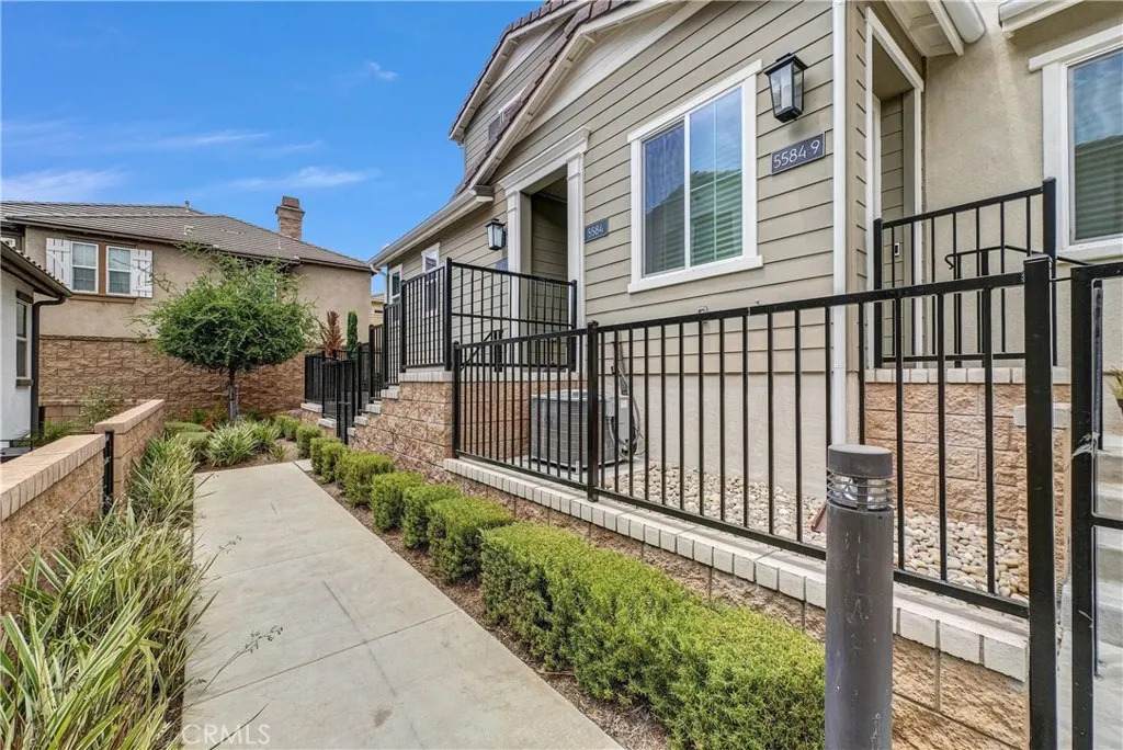 5584 Kate Way - Photo 1