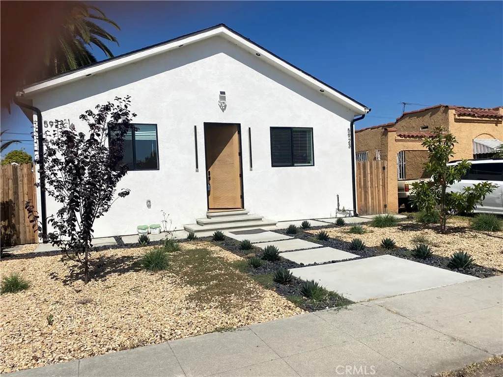 5923 Haas Avenue - Photo 1