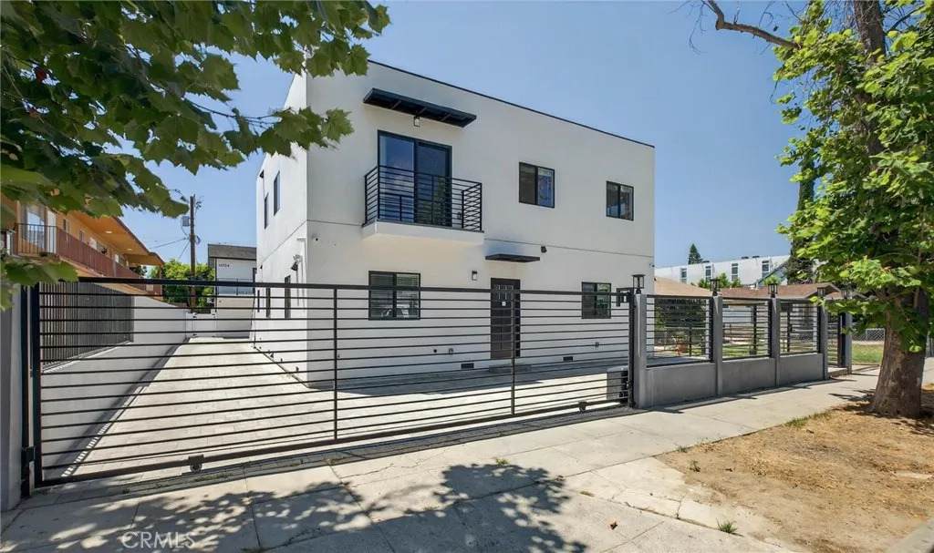 14732 Gilmore Street - Photo 1