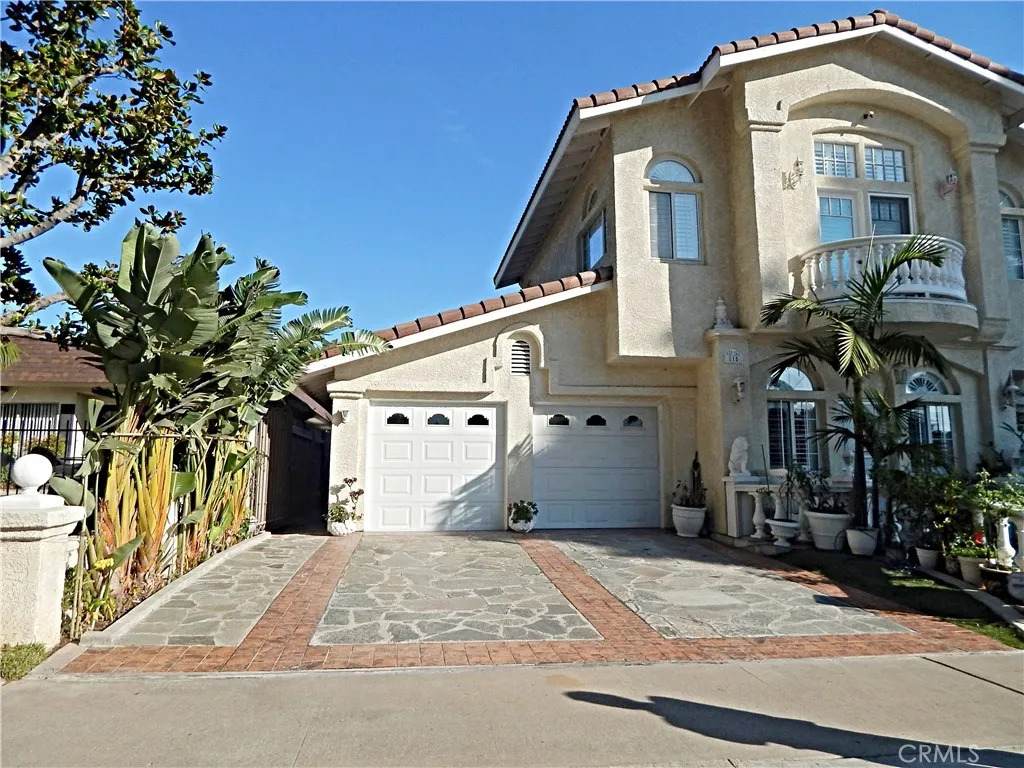 815 Ponderosa Street - Photo 1