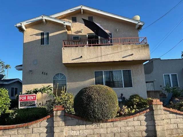 835 13th Street - Photo 1