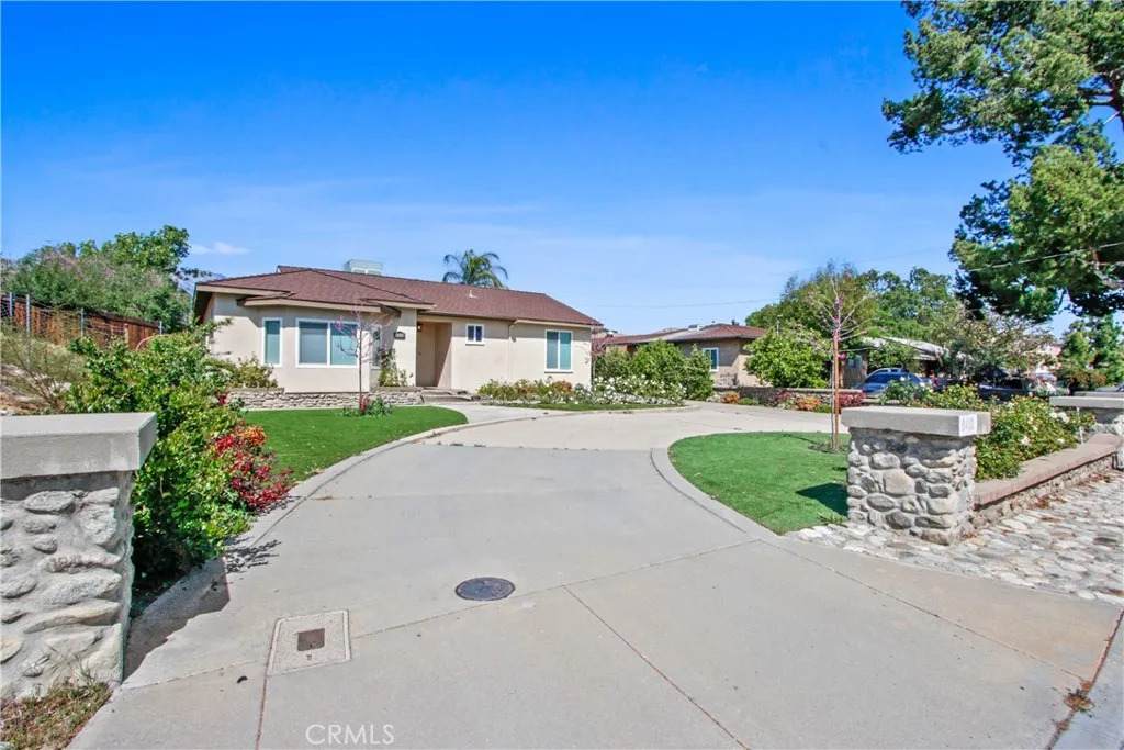 8410 Arrow - Photo 1