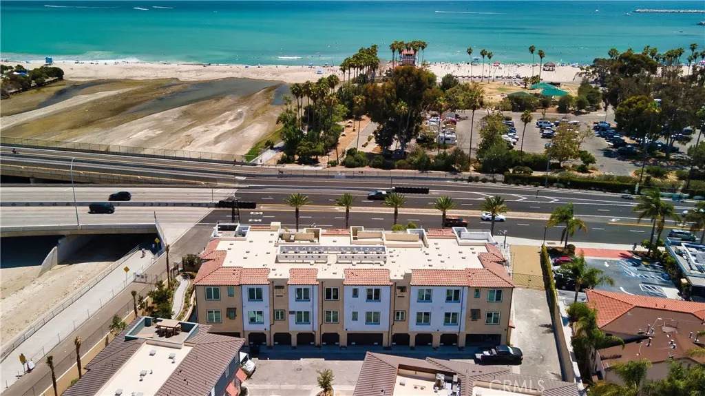 1523 Doheny Way - Photo 1