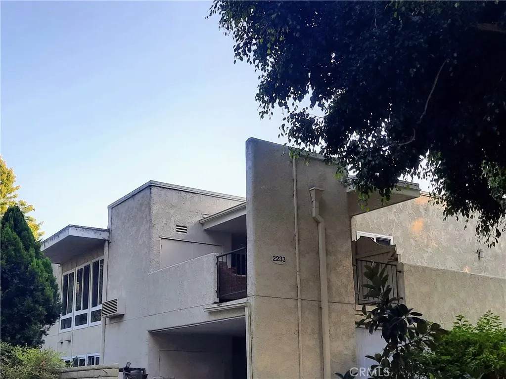 2233 Via Puerta - Photo 1