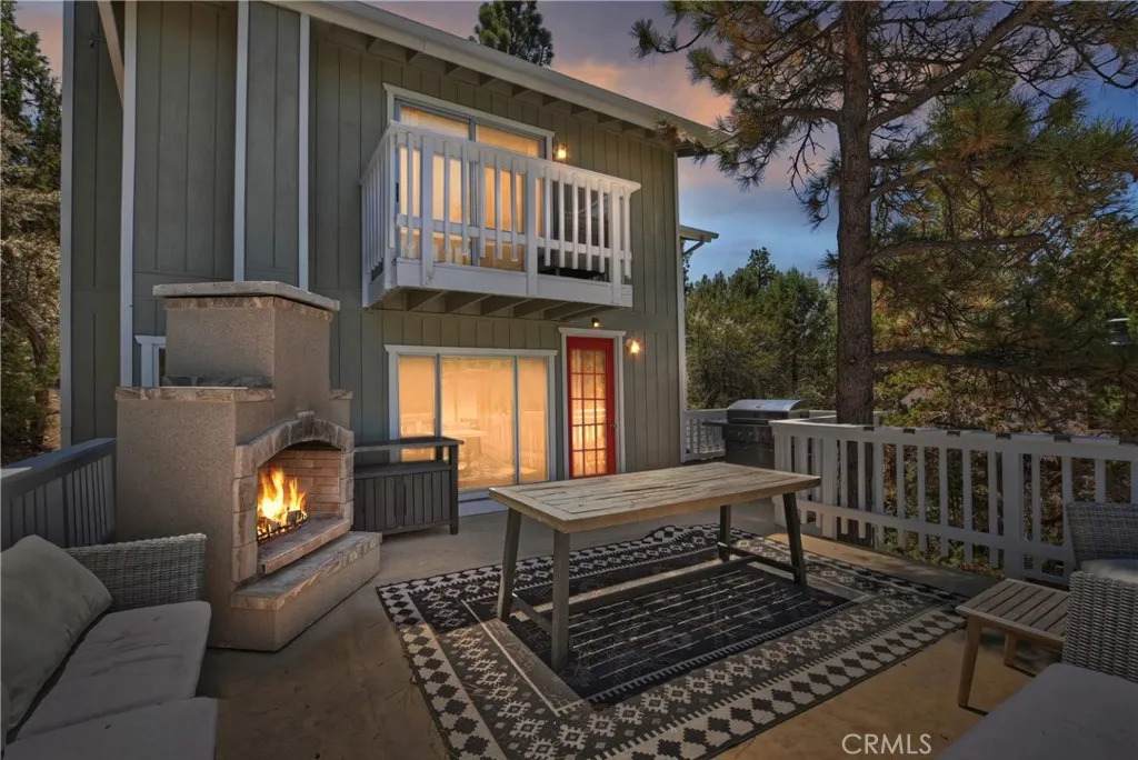 716 Barrett - Photo 1