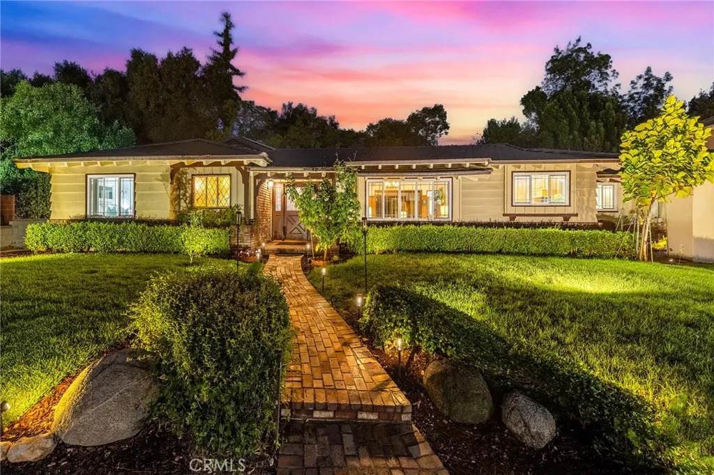 1260 Oakhaven Lane - Photo 1