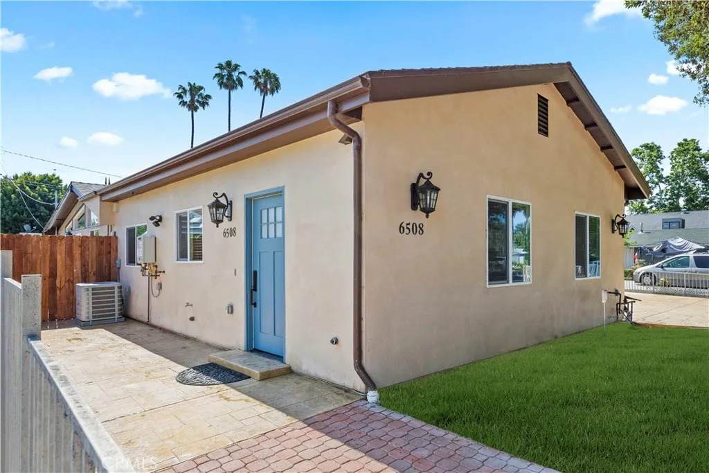 6508 Oakdale Avenue - Photo 1