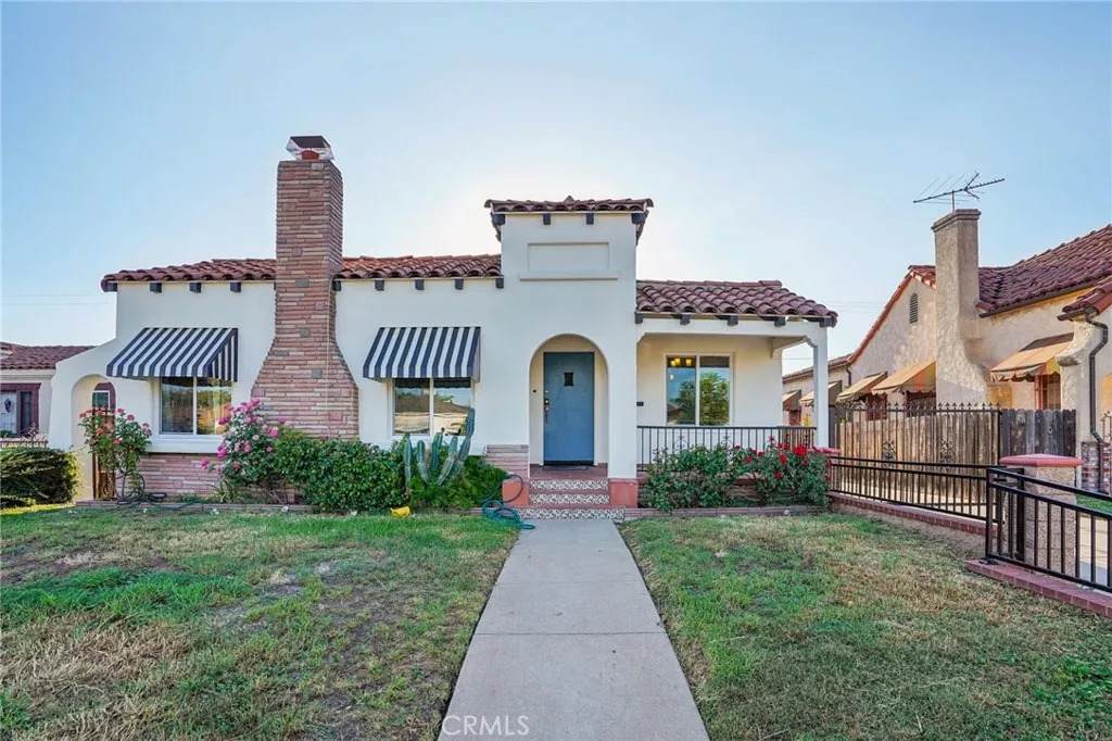 1705 Fremont Avenue - Photo 1