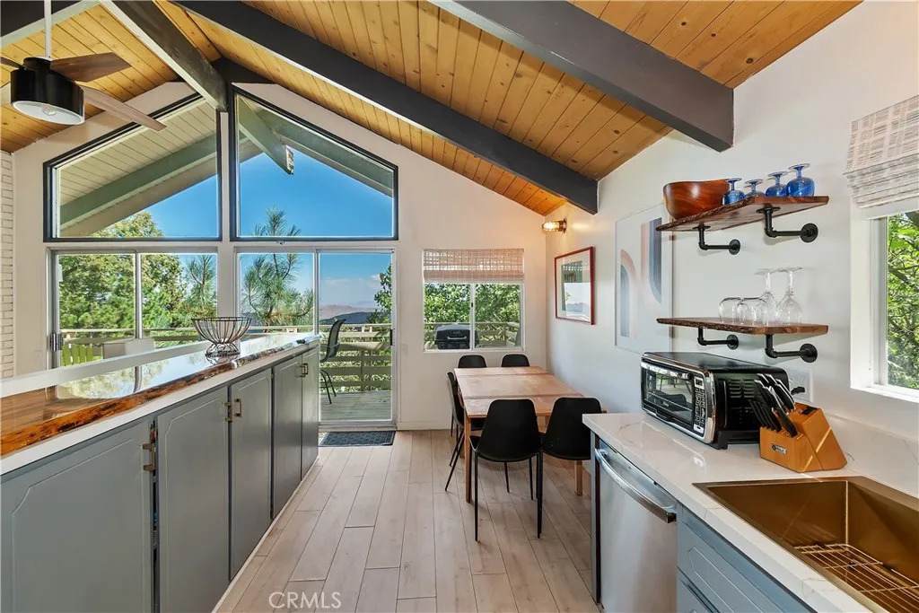 1219 Klondike Drive - Photo 1