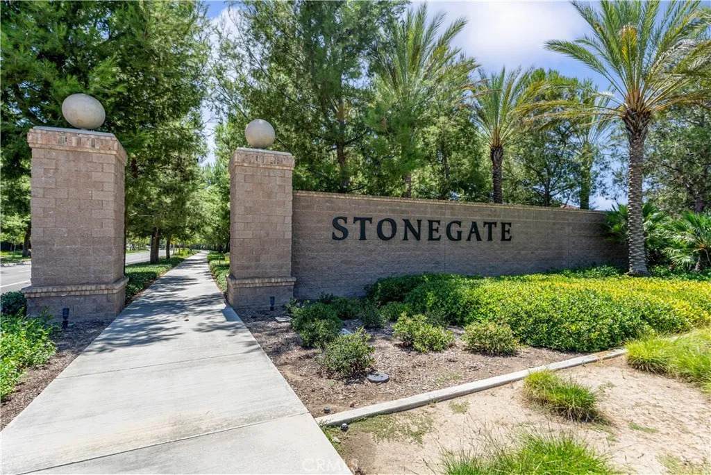 59 Parkdale - Photo 1