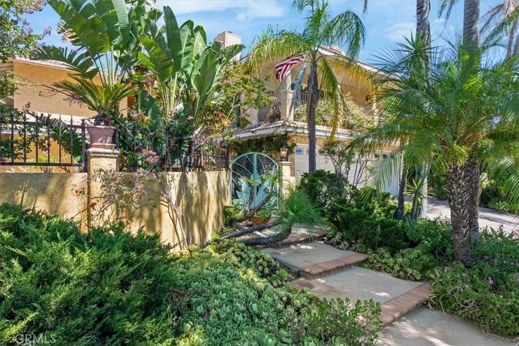 19259 Ludlow St. - Photo 1