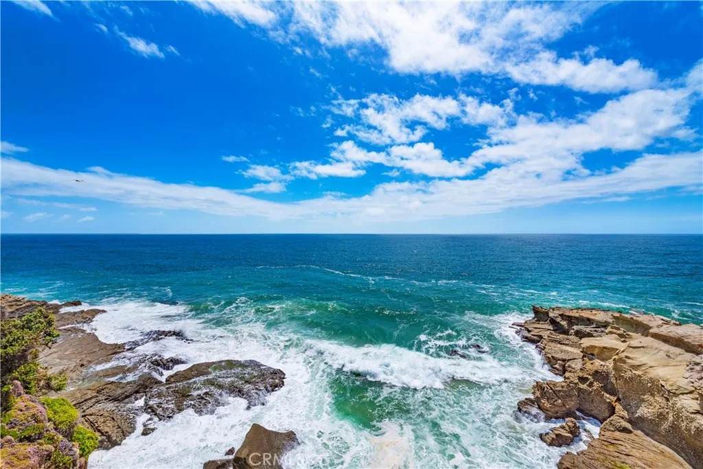 16 La Senda Drive - Photo 1