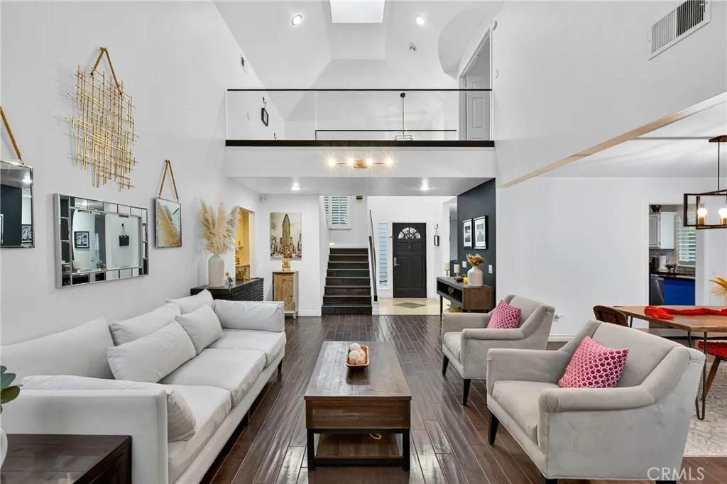 24456 Mockingbird Ct - Photo 1