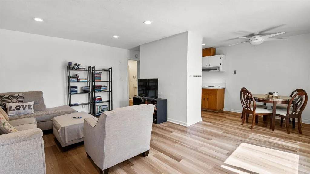 540 Oakdale Lane - Photo 1