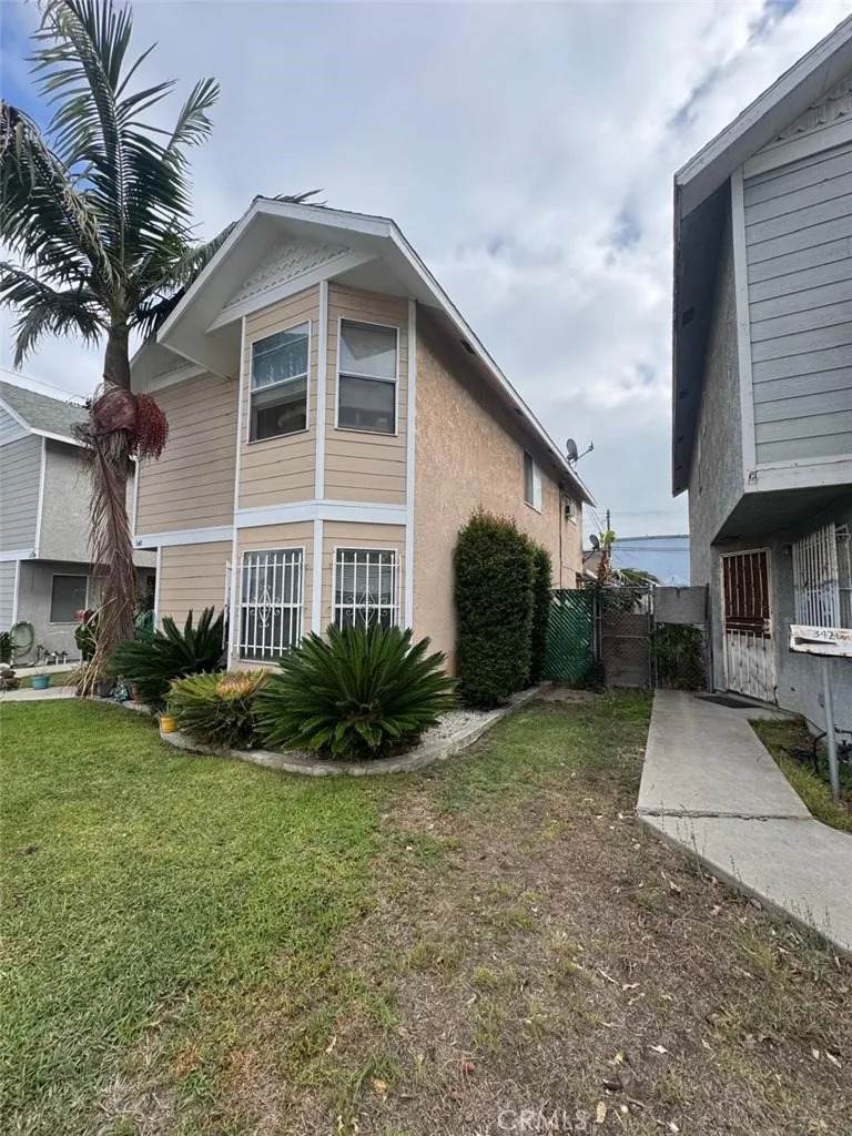 348 Daisy Avenue - Photo 1