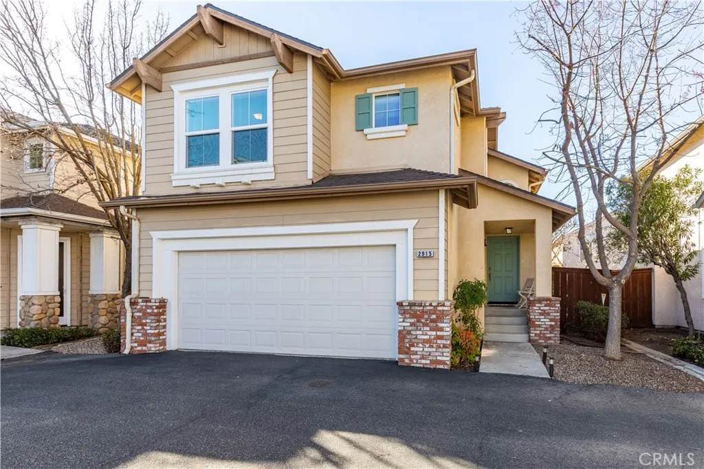 2915 Cottage Lane - Photo 1