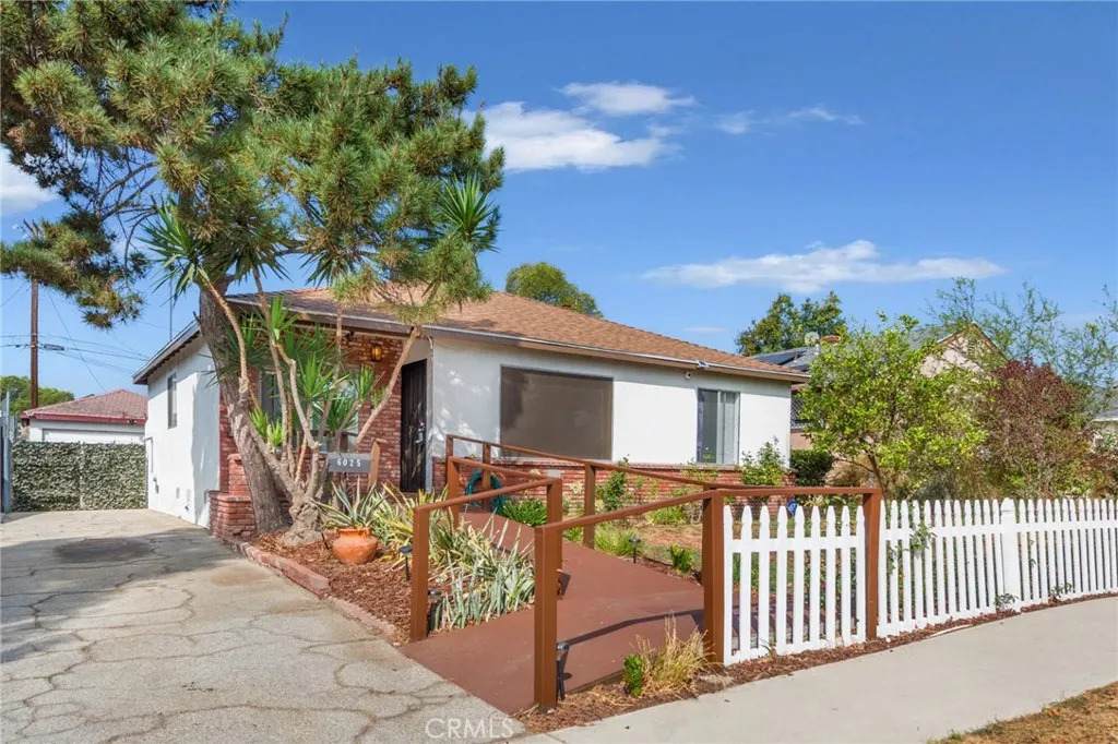 6025 Willowcrest Avenue - Photo 1