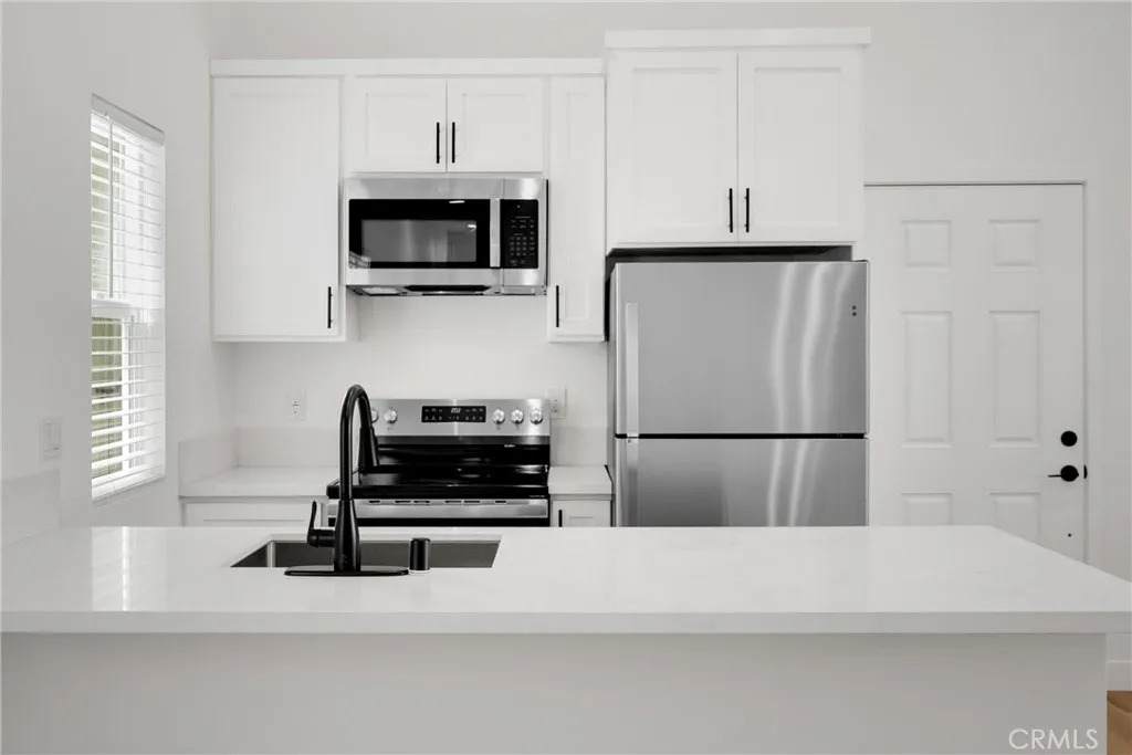 12571 Kensington Lane - Photo 1