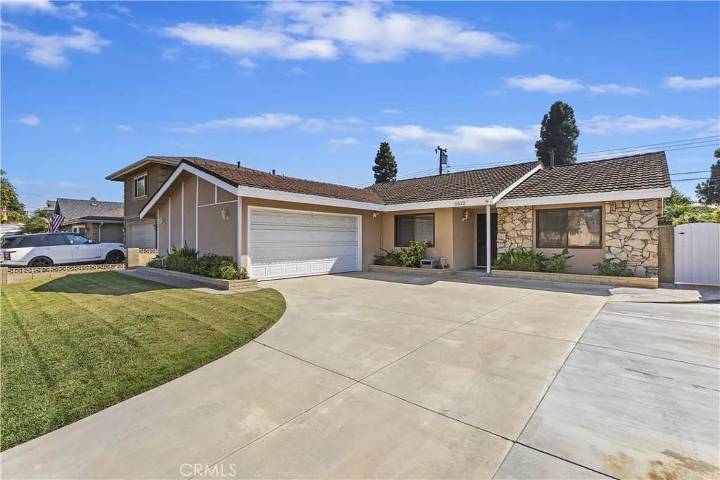 5832 Ludlow Avenue - Photo 1