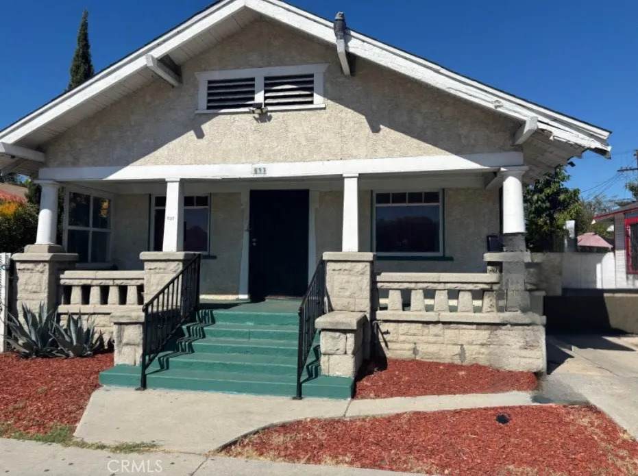 837 W Gage Ave - Photo 1