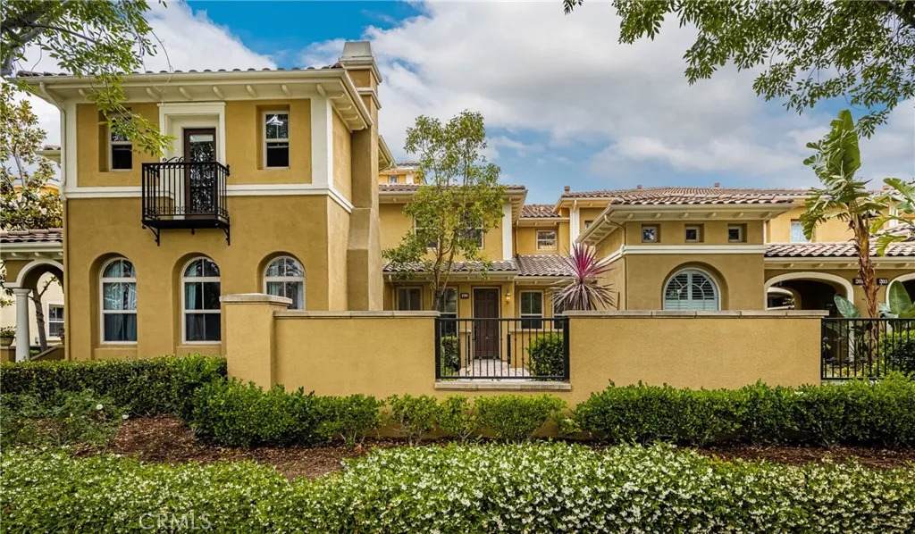 199 Groveland - Photo 1