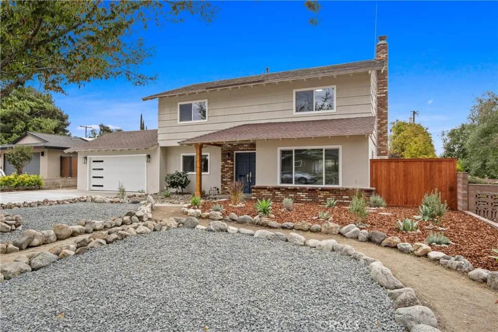 872 Knox Place - Photo 1