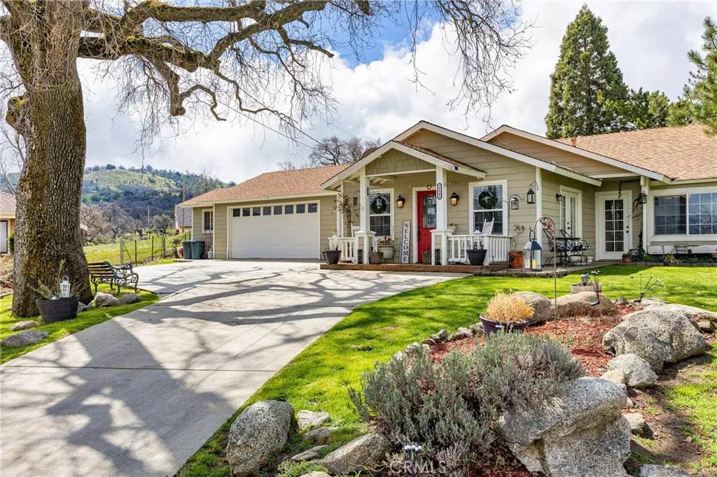 28841 Delaware Drive - Photo 1