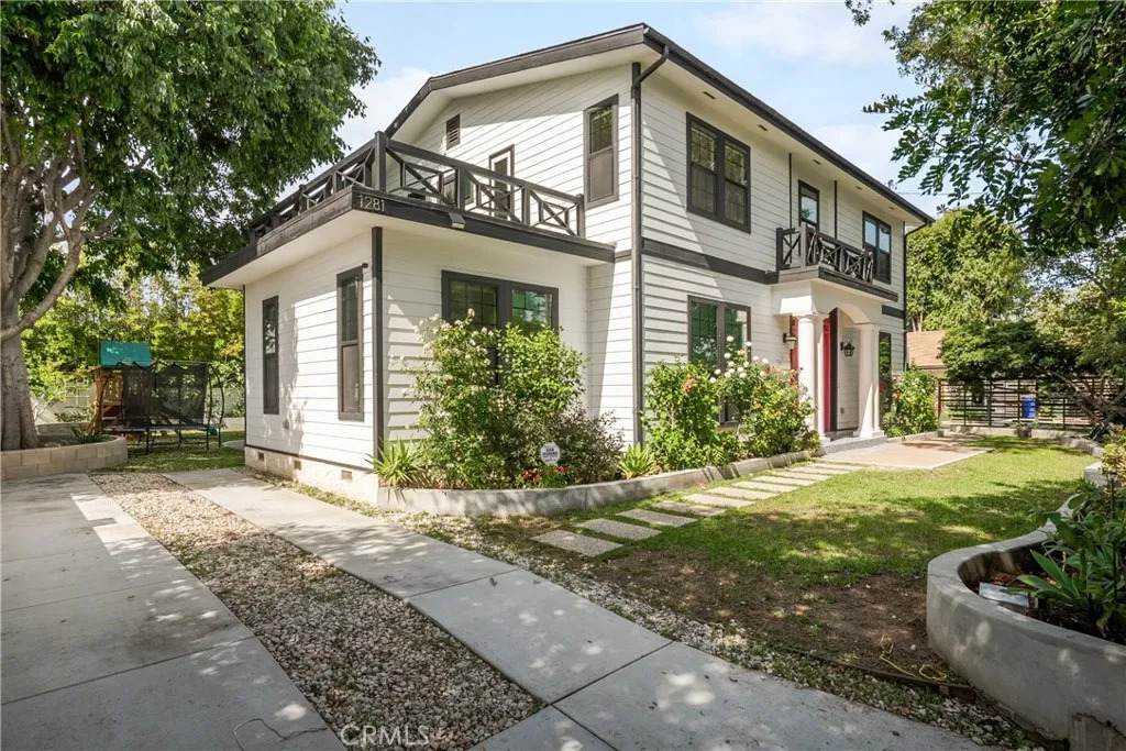 1281 E Broadway - Photo 1