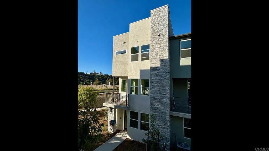 13889 Onyx Way - Photo 1