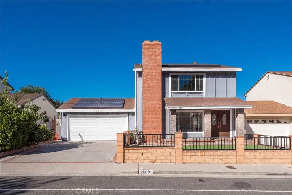 2609 Greenleaf - Photo 1