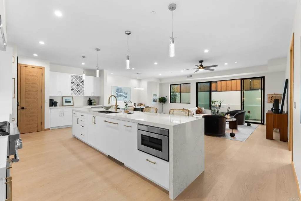 2670 Roosevelt Street - Photo 1