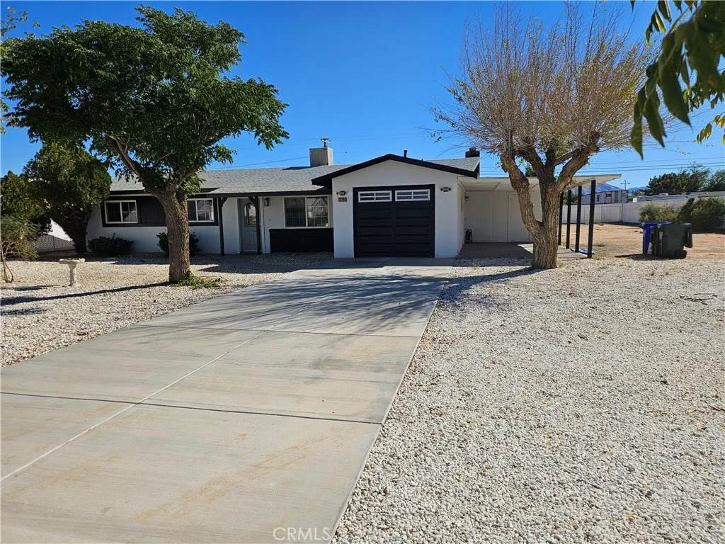 22725 Anoka - Photo 1