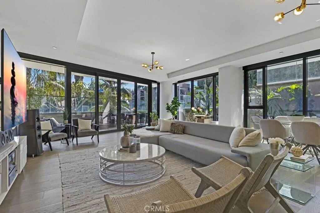 8420 Sunset Boulevard - Photo 1