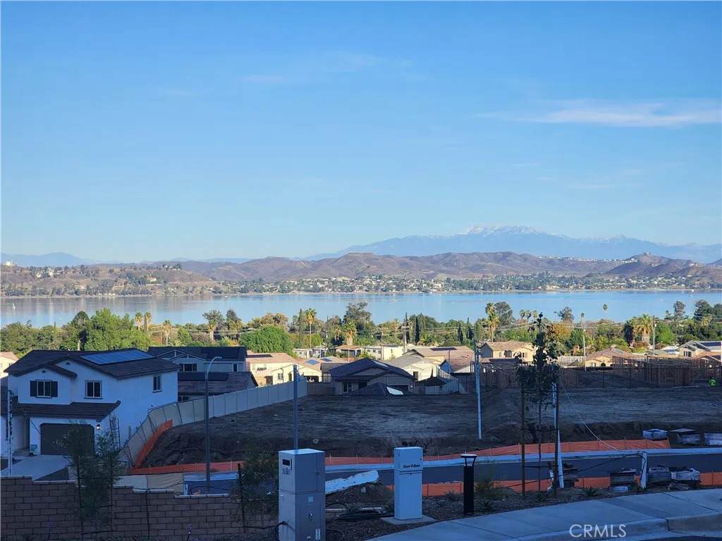 30 Lakeview - Photo 1