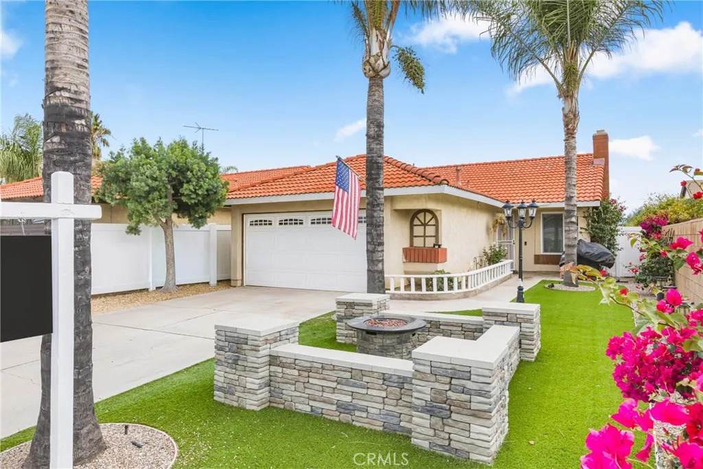 1829 Springtree - Photo 1