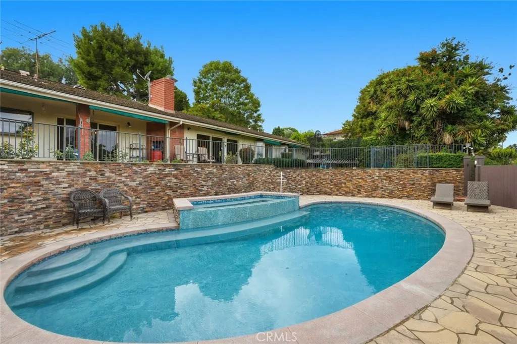 28612 Palos Verdes - Photo 1