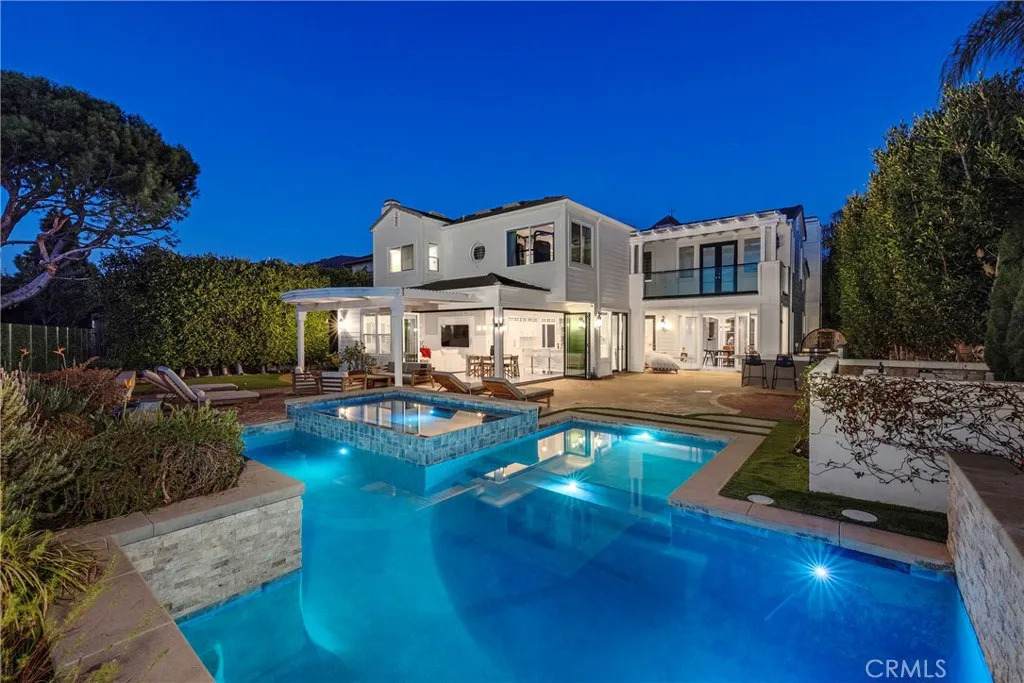 19531 Peninsula - Photo 1