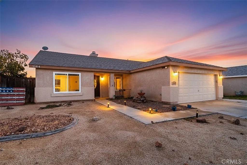 1164 Barrington - Photo 1