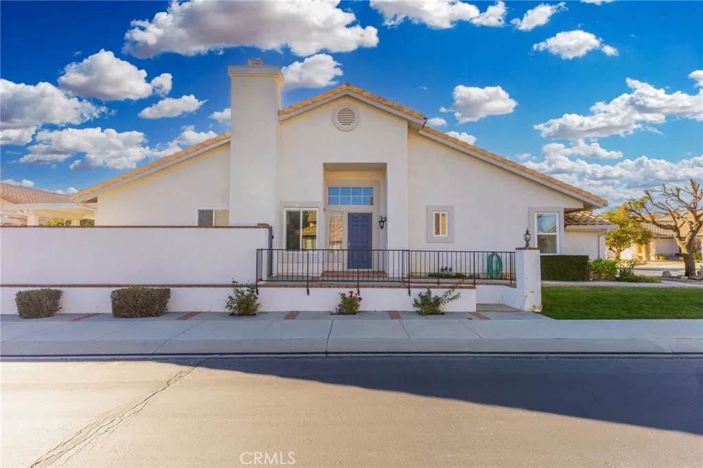 6218 Spyglass Ave - Photo 1