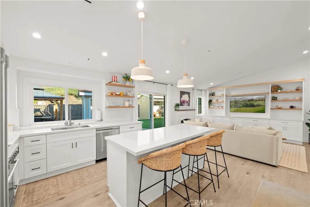 2914 Obrajero - Photo 1