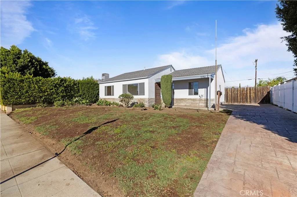 10156 Laurel Cyn. Blvd. - Photo 1