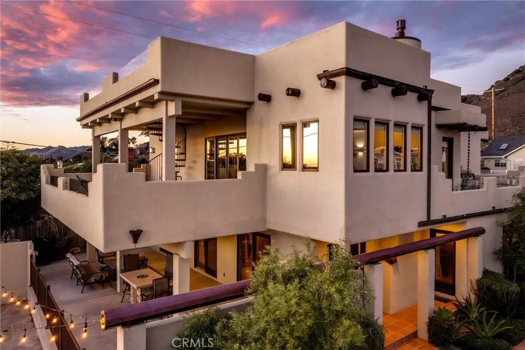 344 Capistrano - Photo 1