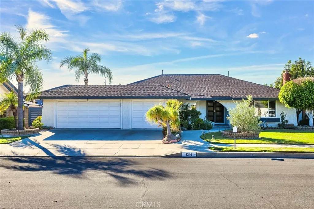 1216 Richard Street - Photo 1