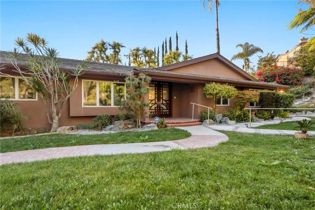 3103 Flintridge - Photo 1