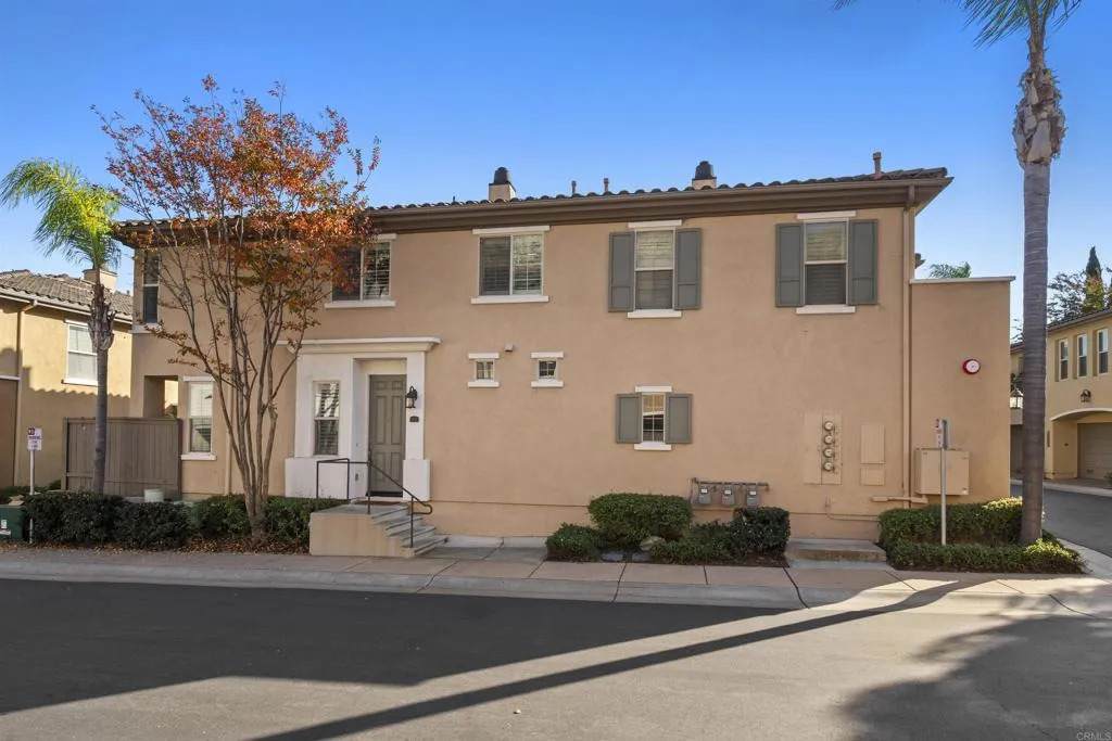 2753 Bellezza - Photo 1