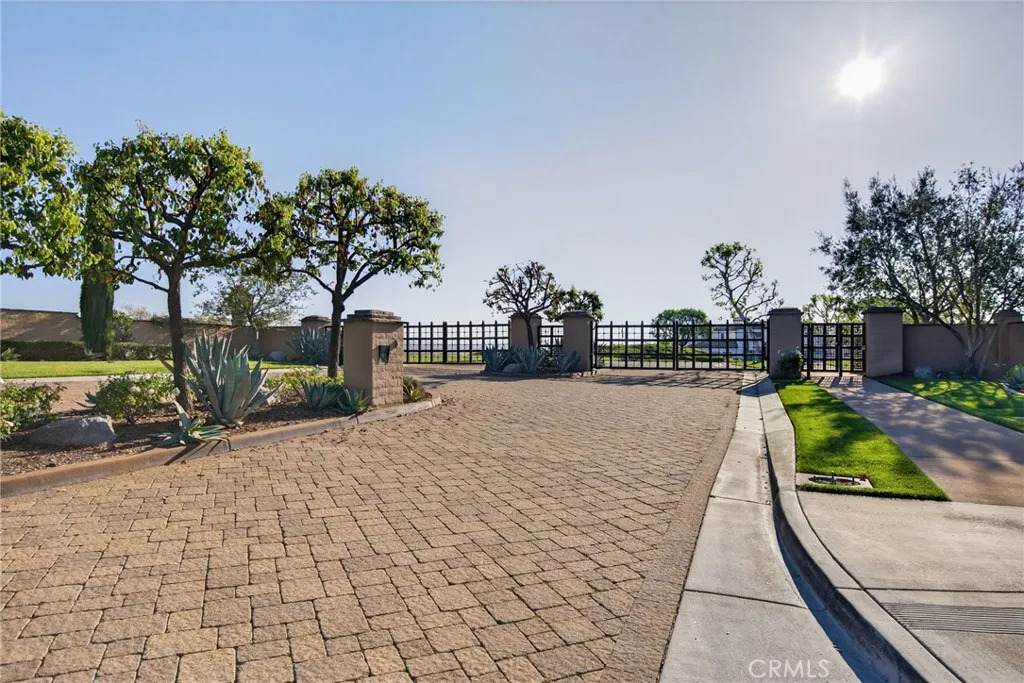 https://bt-photos.global.ssl.fastly.net/sandiego/orig_boomver_2_306605198-1.jpg